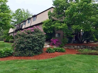 2 Silvestri Cir Unit 13, Derry, NH 03038
