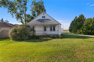 104 E Allen St, Allerton, IL 61810
