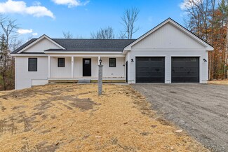 3 Reginald Way, Standish, ME 04084