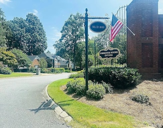 109 Nightingale Ln, Greenville, SC 29607