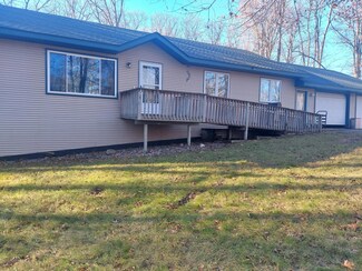 1077 Woodsmen Ct NE, Alexandria, MN 56308