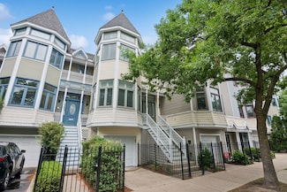 3344 N Racine Ave, Chicago, IL 60657