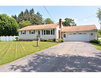 124 Chace Hill Rd, Lancaster, MA 01523