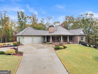 171 Pointe Willow Dr, Cleveland, GA 30528