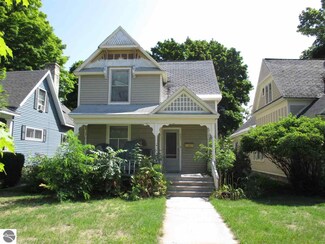 623 S Union St, Traverse City, MI 49684