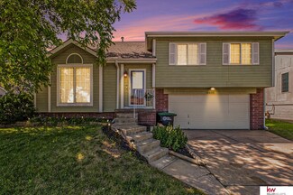 14453 Meredith Ave, Omaha, NE 68116