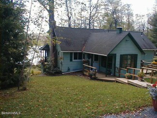 33 Grove Ave, Lanesborough, MA 01237