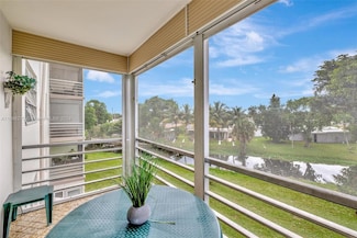 2801 NW 47th Terrace Unit 303B, Lauderdale Lakes, FL 33313