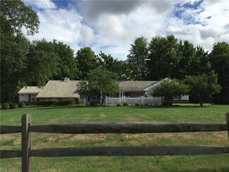 35300 Dorchester Rd, Gates Mills, OH 44040
