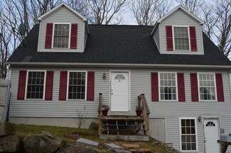 10 Dyer St, Fall River, MA 02720