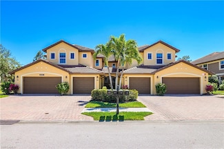 6649 Alden Woods Cir Unit 201, Naples, FL 34113