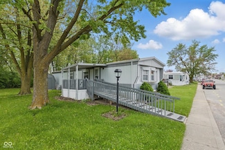13736 Main St, Grabill, IN 46741