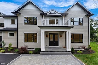 128 Fairmount Ave, Chatham, NJ 07928
