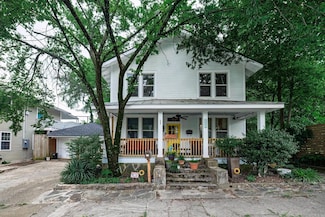 321 Hazel St, Hot Springs National Park, AR 71901