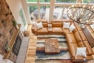 564 Pedlars Edge Dr, Wintergreen Resort, VA 22967