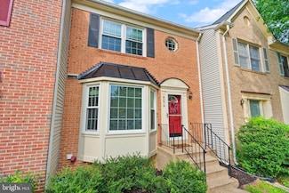 8074 Sky Blue Dr, Alexandria, VA 22315