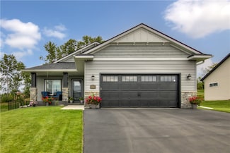1242 Plum Creek Dr, Eau Claire, WI 54703