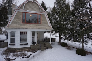 46 S Washington Ave, Oxford, NY 13830
