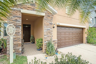 11818 Valhalla Woods Dr, Riverview, FL 33579