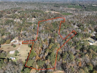 04 Patterson Dr, Laurens, SC 29360