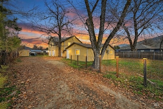 104 River Ave, Horseshoe Bend, ID 83629