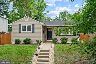 4008 Lawrence Ave, Kensington, MD 20895