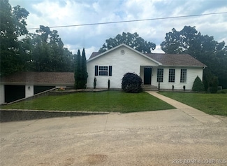 214 Ginny Dr, Linn Creek, MO 65052