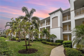 8217 Parkstone Place Unit 1206, Naples, FL 34120