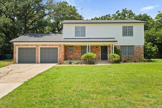 1204 E Windsor Dr, Denton, TX 76209