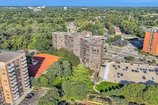 6615 Lake Shore Dr S Unit 604, Richfield, MN 55423