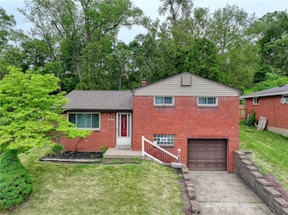 815 Londonderry Dr, Pittsburgh, PA 15234