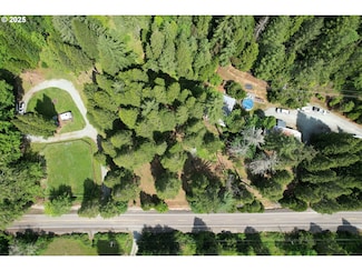 10580 N Myrtle Rd, Myrtle Creek, OR 97457