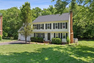 5501 Silver Birch Ln, Midlothian, VA 23112