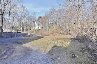49 Park St, Kingston, NY 12401