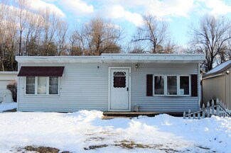 45 Vincent St, Springfield, MA 01129