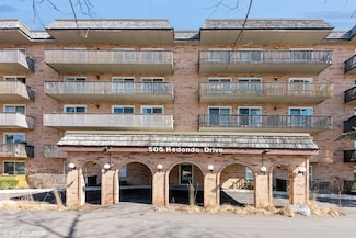 505 Redondo Dr Unit 311, Downers Grove, IL 60516