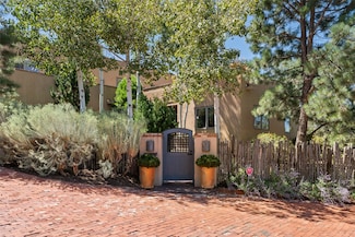1114 Camino San Acacio, Santa Fe, NM 87505