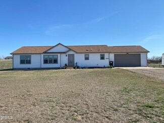 3224 125th Y Ave NW, Watford City, ND 58854