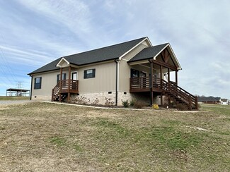 940 Armstrong Rd, Castalian Springs, TN 37031