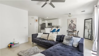 2721 NW 13th St, Pompano Beach, FL 33069