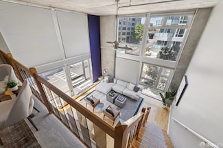 311 Oak St Unit 301, Oakland, CA 94607
