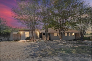 1213 County Road 130, Burnet, TX 78611