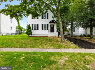 35 S Davis Ave, Audubon, NJ 08106
