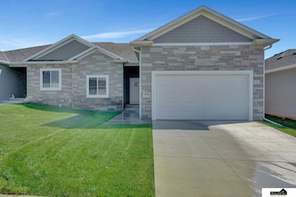 8600 S 50th Ct, Lincoln, NE 68516