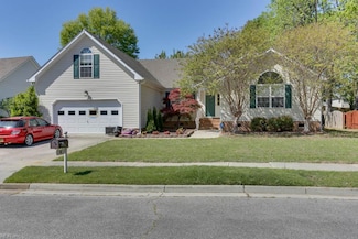 12 River Pointe Dr S, Portsmouth, VA 23703