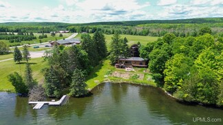 118 Youngs Ln, Crystal Falls, MI 49920
