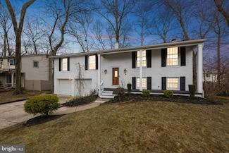 422 Kennebec Rd, Cherry Hill, NJ 08002