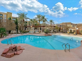 30 Strada di Villaggio Unit 339, Henderson, NV 89011