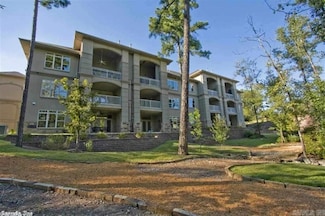 100 Vallon Ln, Little Rock, AR 72223