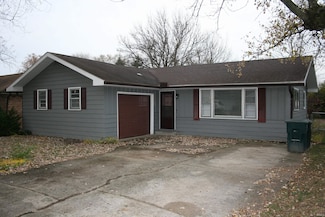 3417 N Milton St, Muncie, IN 47304